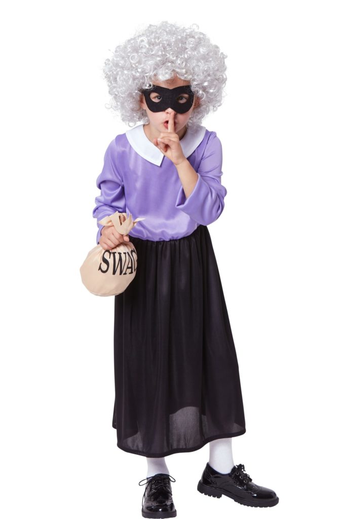 83274 burglar granny 2 1 1 scaled 1.jpg