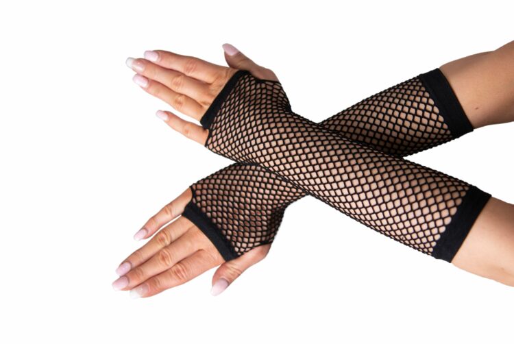 long fishnet gloves back