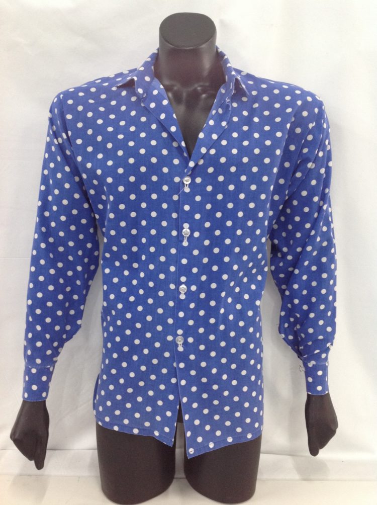 blue spotted shirt